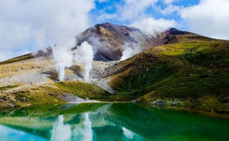 Hokkaido: Keajaiban Alam Musim Semi dan Musim Dingin di Taman Nasional Daisetsuzan